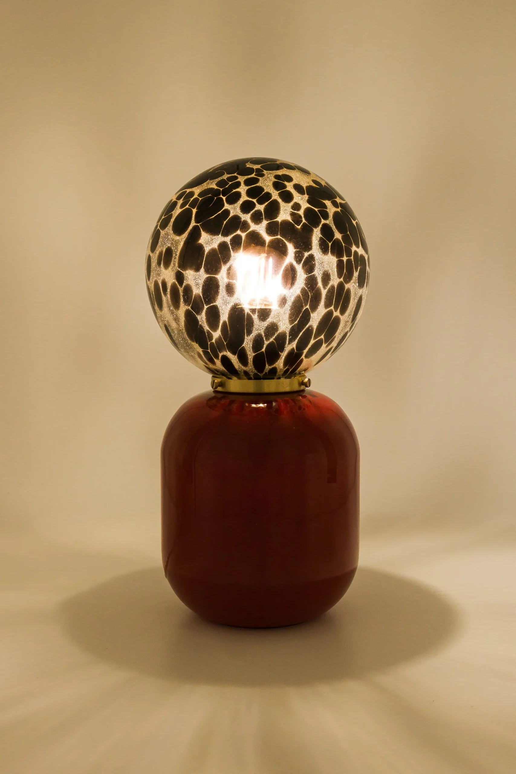 LAMPE MILO ROUGE & ECAILLE